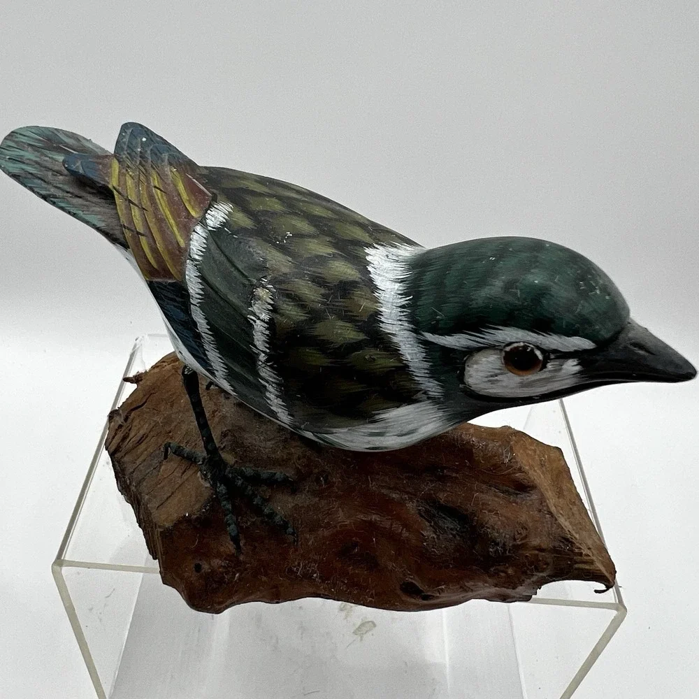 Vtg Hand Carved Wood Bird Numbered on Driftwood Heritage Industries Chickadee?